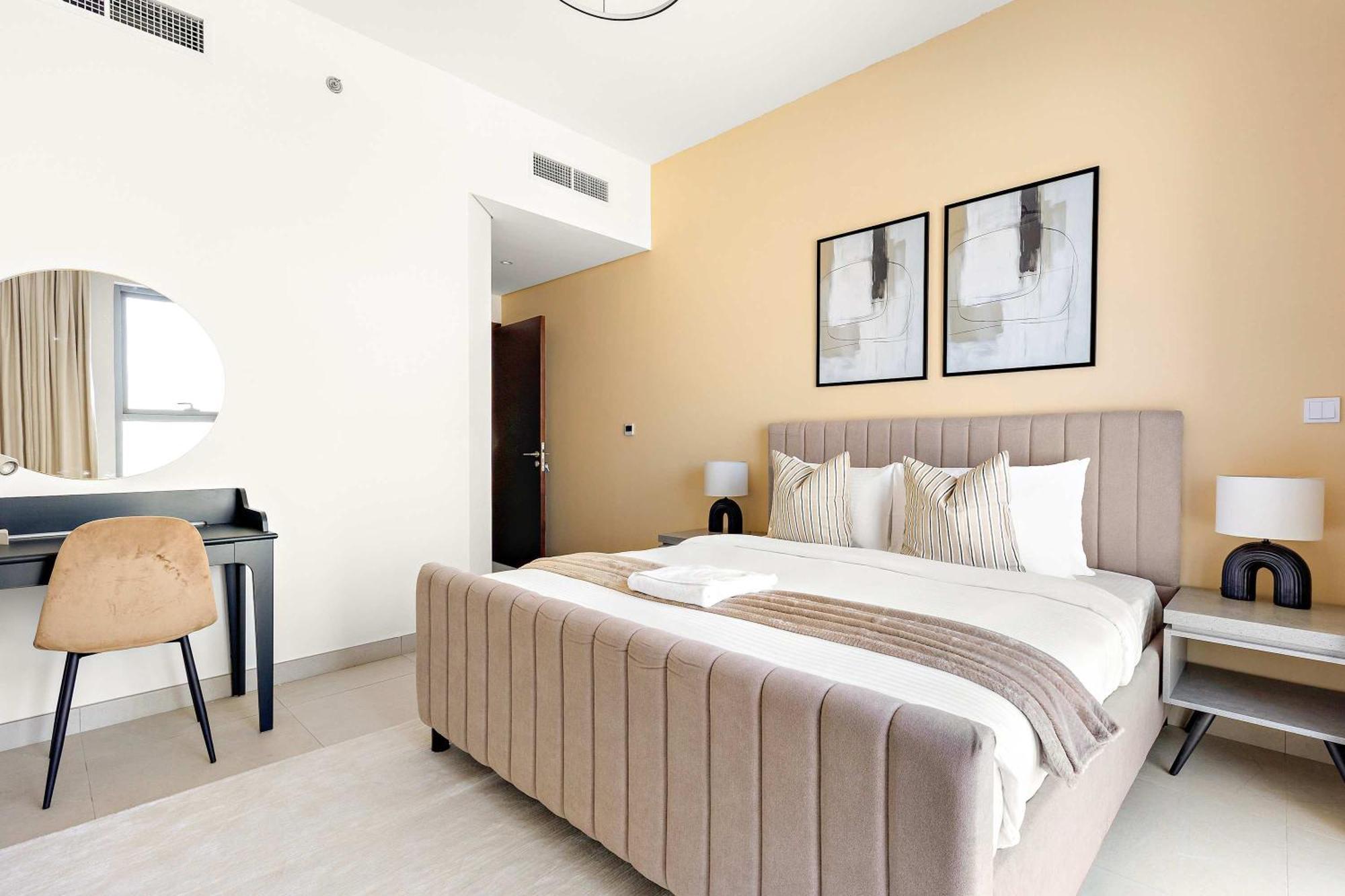 Apartment Silkhaus Cityscape 1br In Najmat With Metro Access *