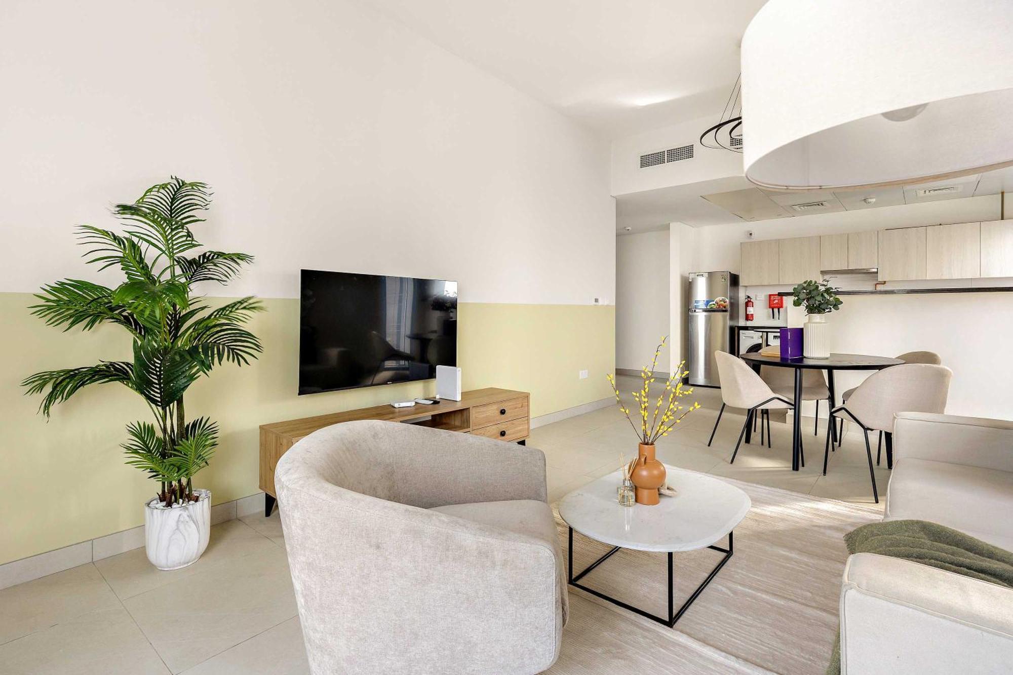 Silkhaus Cityscape 1br In Najmat With Metro Access *