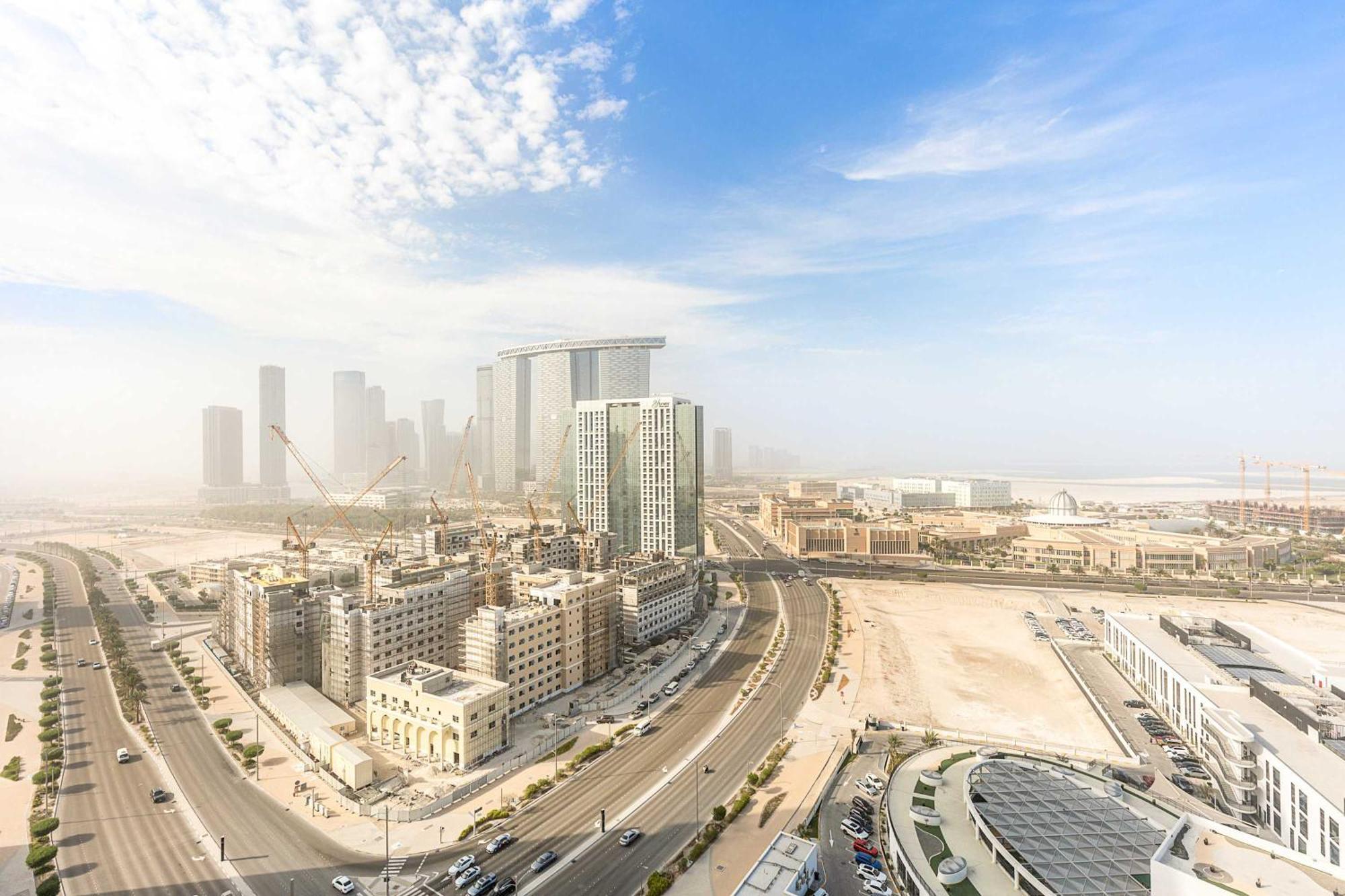 Silkhaus Cityscape 1br In Najmat With Metro Access *